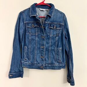 LL Bean Denim Jean Trucker Jacket Womens Small Reg Metal Buttons Classic Casual